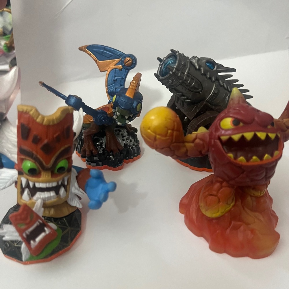 Skylanders Giants Lot Lightcore Eruptor Drobot Double Trouble Dragonfire Cannon
